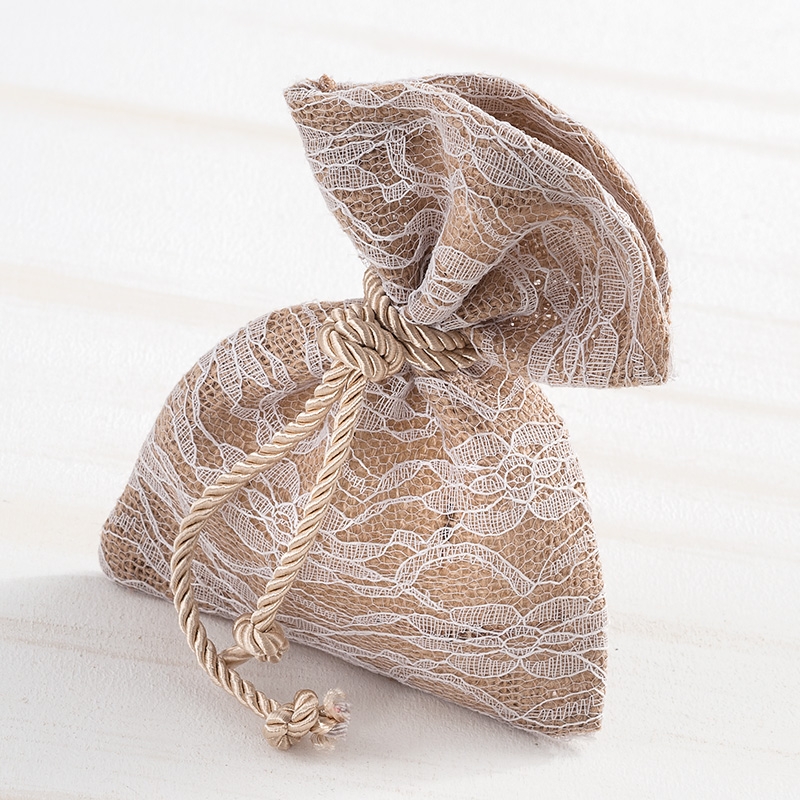 Μπομπονιέρα Γάμου Πουγκί Λινάτσα Με Δαντέλα Γ6311