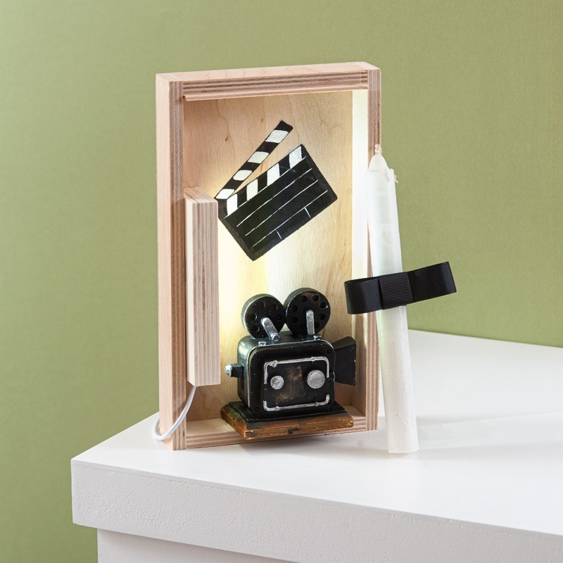  Πασχαλινή Λαμπάδα Με Led - Κινηματογράφος (26x13x6,2εκ.) 02334