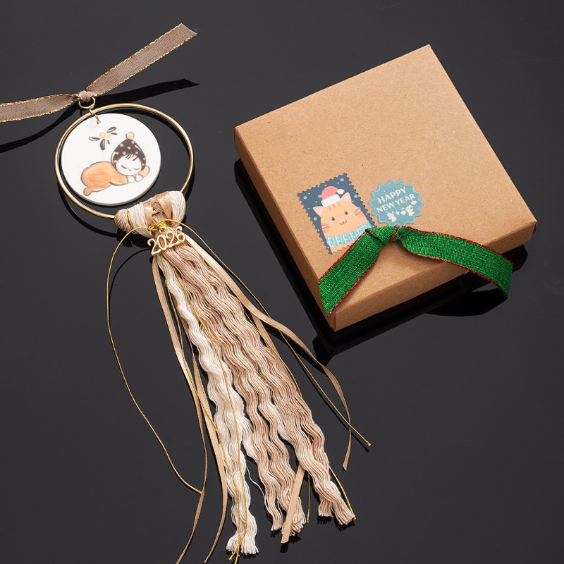 Χριστουγεννιάτικο Κρεμαστό Γούρι 06128