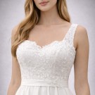 Ιβουάρ Νυφικό Με Δαντέλα & Σατέν Ζώνη (Size 38-40)