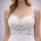 Λευκό Νυφικό Με Δαντελένιο Μπούστο (Size 38-40)