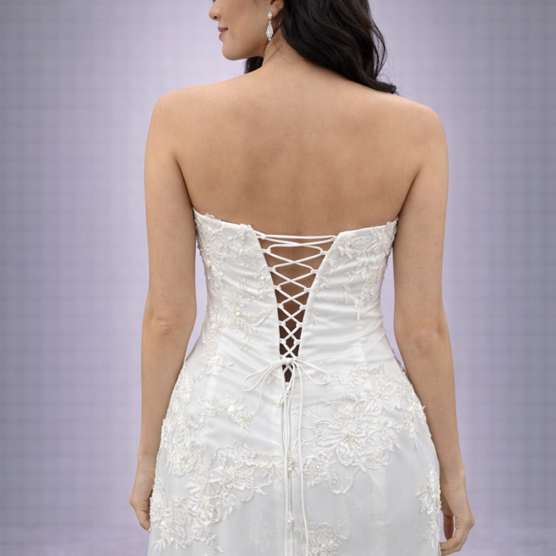 Ιβουάρ Νυφικό Γοργονέ Με Δαντέλα & Κορσέ Στην Πλάτη (Size 38-40)