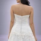 Λευκό Νυφικό Στράπλες Σε Γραμμή Α (Size 40-42)