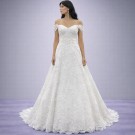 Ιβουάρ Νυφικό Σε Γραμμή Α Με Ανάγλυφη Δαντέλα (Size 40-42)