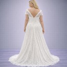 Ιβουάρ Νυφικό Σε Ίσια Γραμμή Με Ανάγλυφη Δαντέλα (Size 46-48)