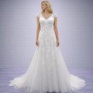 Λευκό Νυφικό Σε Γραμμή Α Με V Ντεκολτέ (Size 52-54)