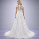 Λευκό Νυφικό Σε Γραμμή Α Με V Ντεκολτέ (Size 52-54)