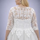 Λευκό Νυφικό Σε Άλφα Γραμμή Με Δαντέλα & Μανίκι 3/4 (Size 48-50)