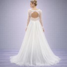 Ιβουάρ Νυφικό Με Μακριά Μανίκια & Ανοιχτή Πλάτη (Size 40-42)