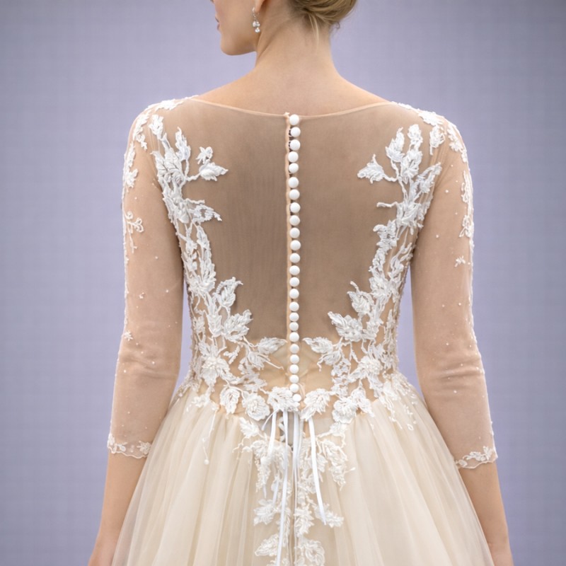 Ιβουάρ Νυφικό Με Μακριά Μανίκια (Size 44-46)