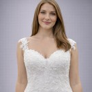 Λευκό Νυφικό Με Δαντέλα & Τιράντες (Size 42-44)