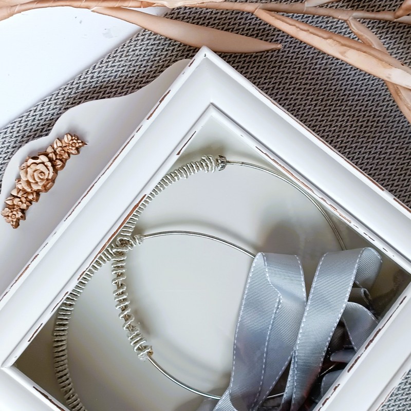 Στεφανοθήκη Ξύλινη (30x29εκ.) Flowers Cottage White 239-502-63